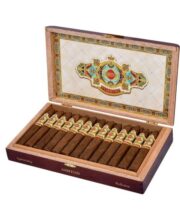 ashton symmetry belicoso box of 25