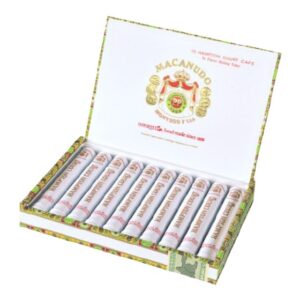 MACANUDO COURT CAFE