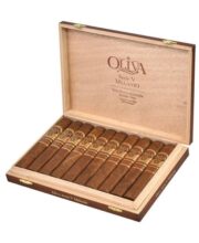 OLIVA SERIES V MELANIO 660